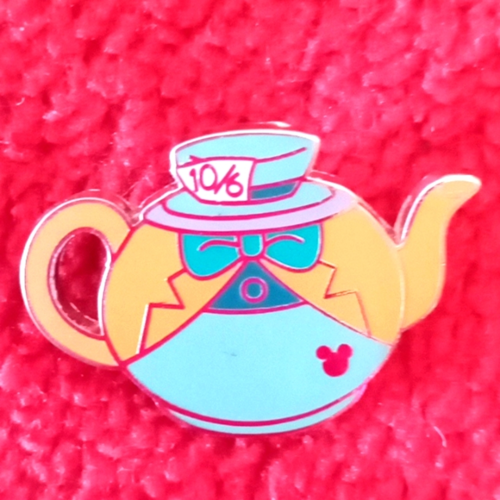 DISNEY MAD HATTER TEA PARTY PIN